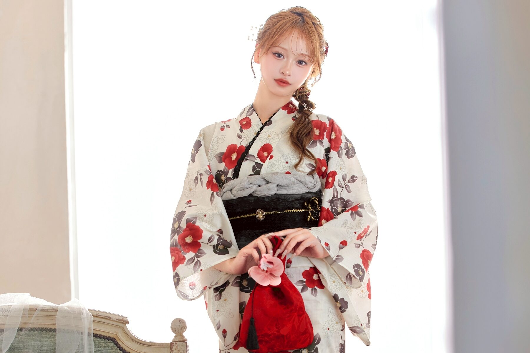 【那悠】『DAZZY』浴衣モデルに起用